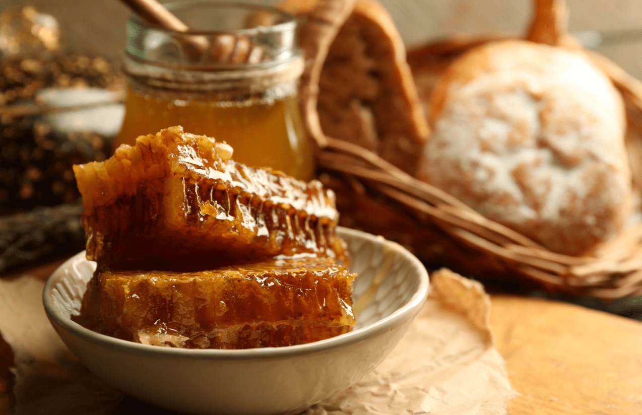 The Omani honeycomb bread,  khaliat nahal
